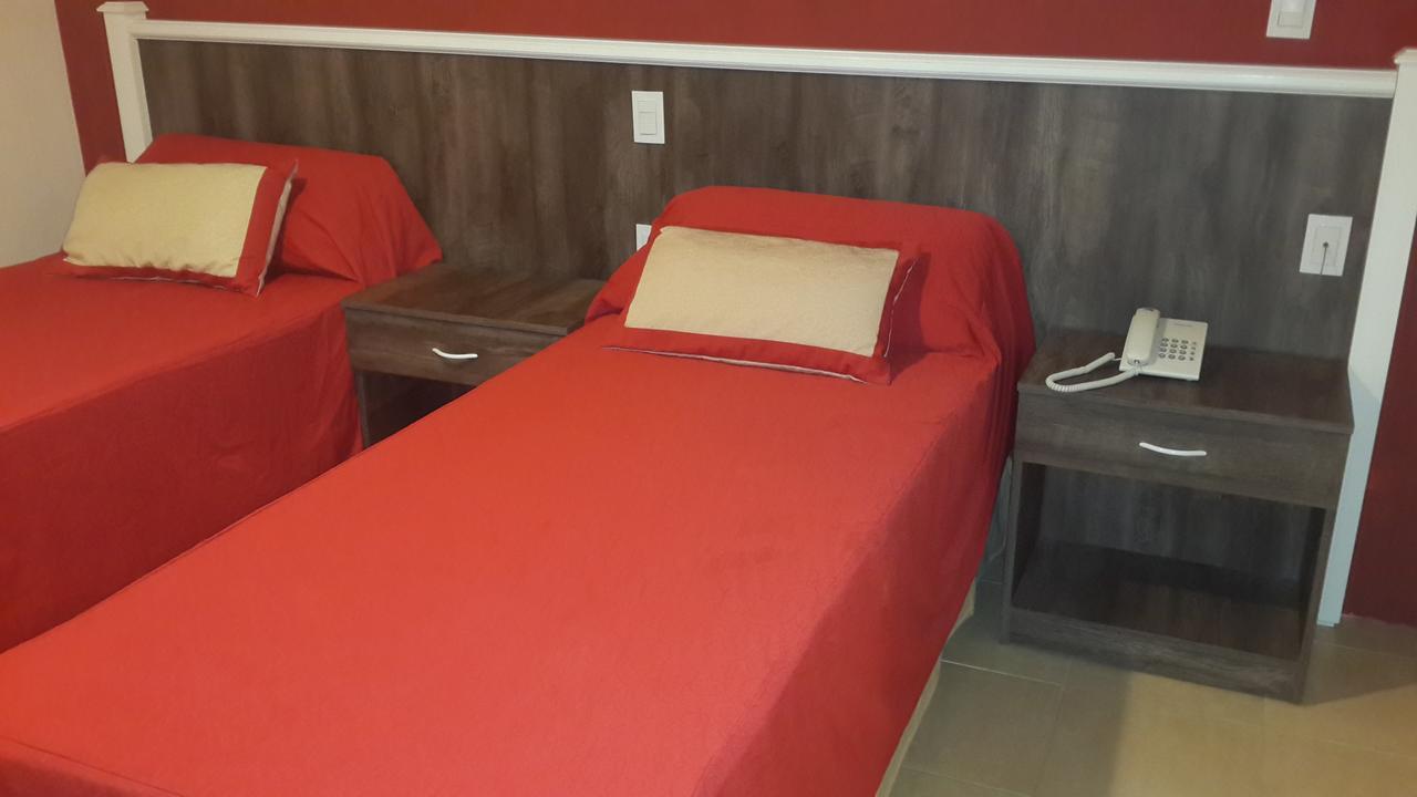 Hotel Cueva De Las Manos Perito Moreno Eksteriør bilde